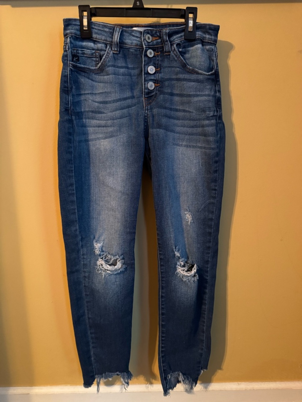 Kancan Skinny Blue Jeans- High Rise, Distressed, and Button-Fly Size 7/27